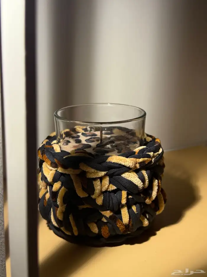 شمعة مصبوبة يدوي ا 1