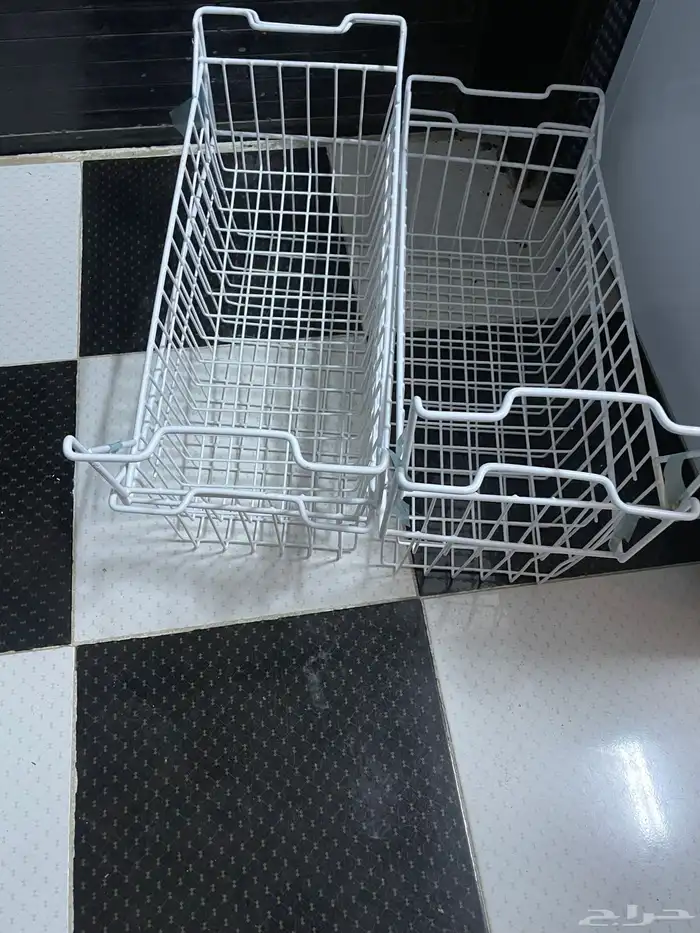 ثلاجة ارضية بانكول تبريد ممتاز   نظيفة جدا 1.50 عرض 0.80 2