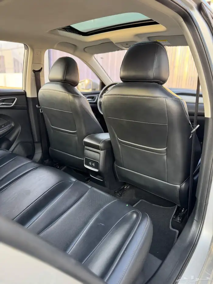 MG   5   2022   فل كامل السعر 28500 الف 12