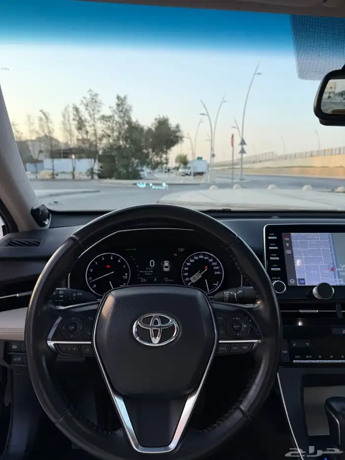 تويوتا افالون 2020 فل كامل مالك اول 52