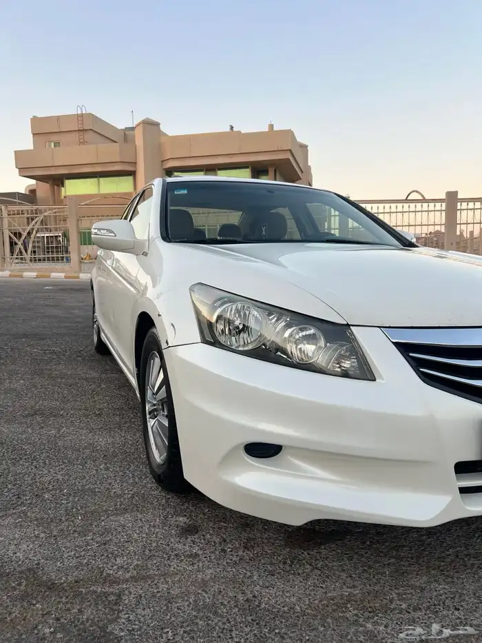 اكورد 2011 سبيشل بحالة الوكالة 18