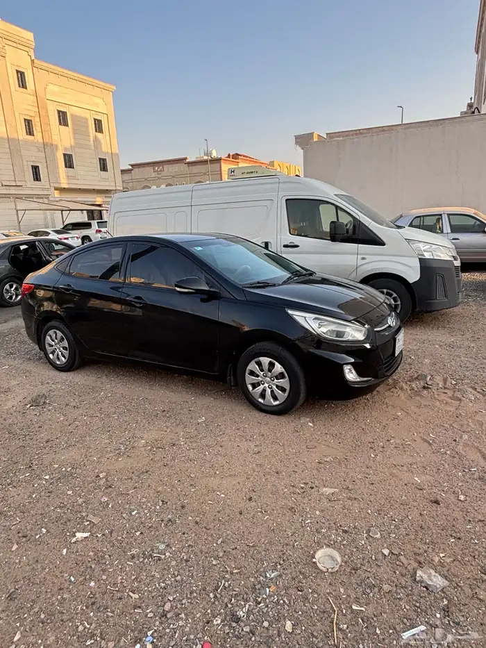 للبيع اكسنت 0