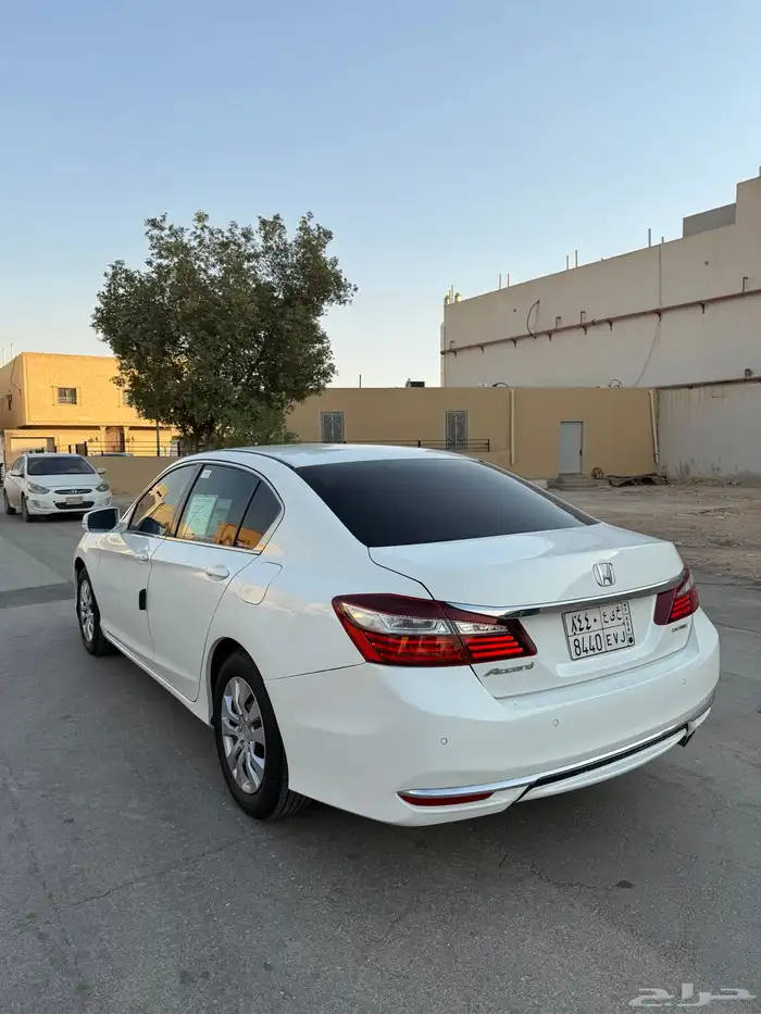 هوندا اكورد استاندر 2017 5
