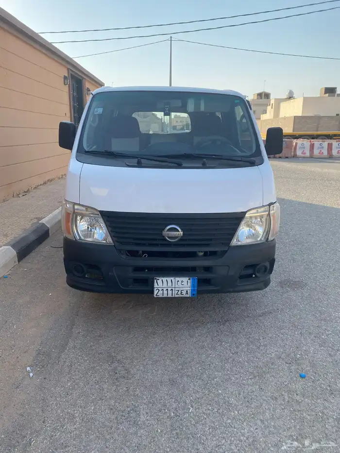 للبيع باص نظيف 2