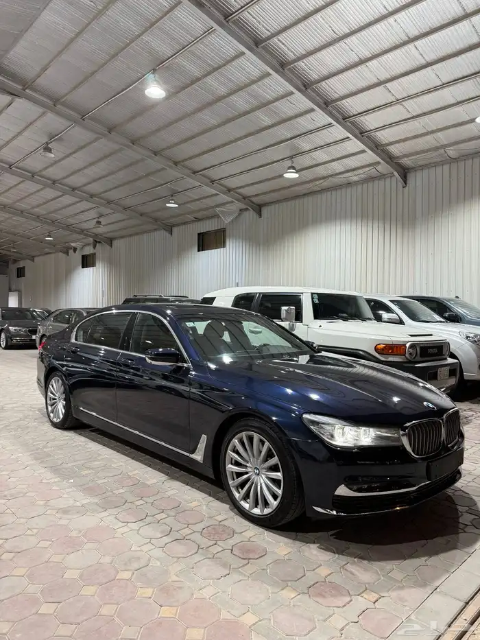 للبيع بي ام موديل 2016 730 7