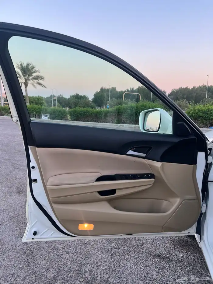 اكورد 2011 سبيشل بحالة الوكالة 20