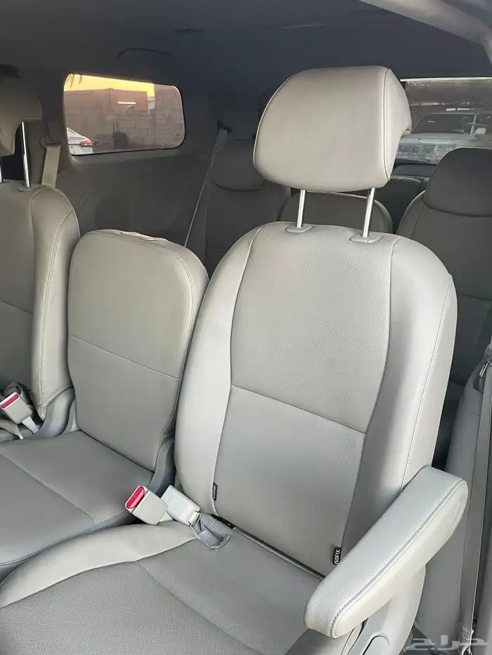 كيا كارنفال 2020 ديزل بطاقه جمركيه وارد كوريا 11