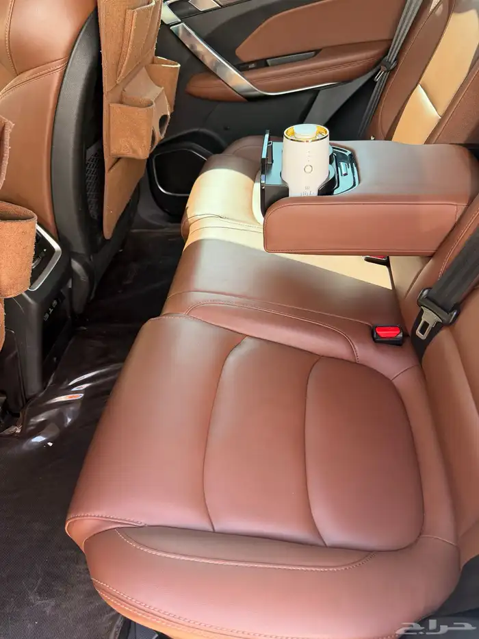 سيارة جيلي 4