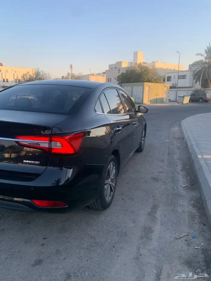 ام جي 5 فل كامل MG 5 luxury-Full Option 5