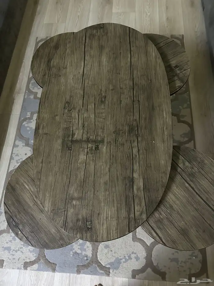 طقم طاولات مع سجاد ودولاب تلفاز 2