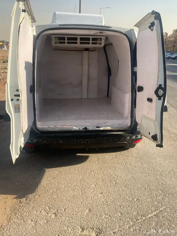 سياره رينو دوكو 2016 قير عادي ثلاجة فحص  جديد واستمارة جديده 7