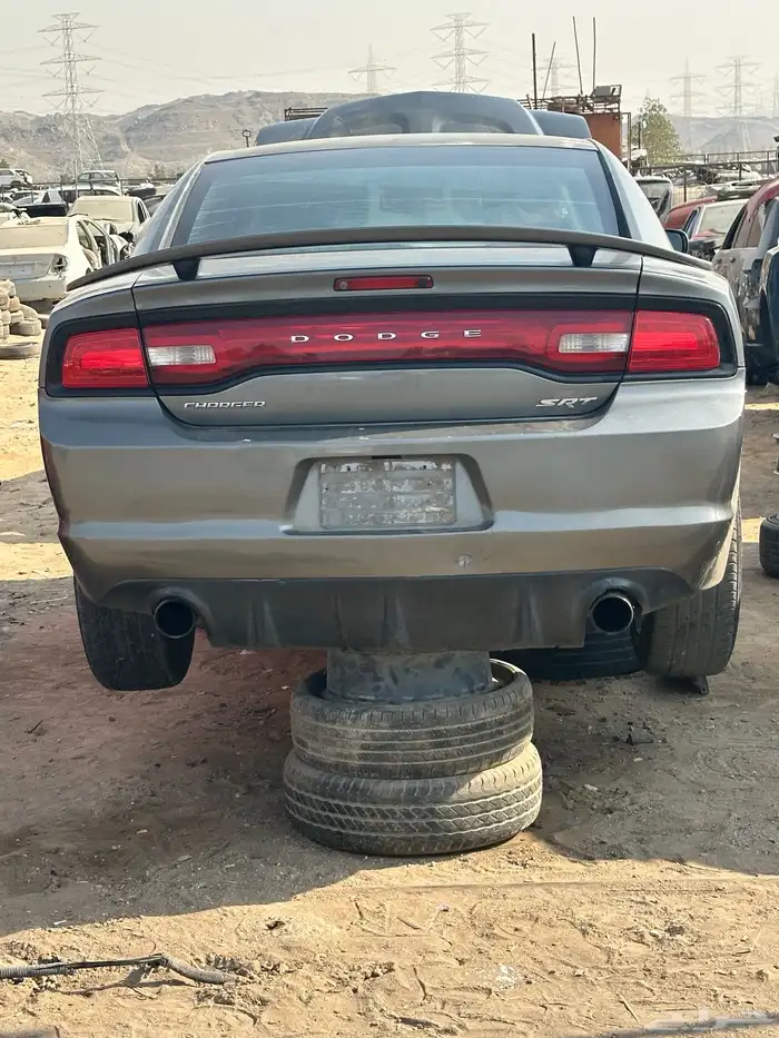 دودج تشارجر قطع تشليح فقط 2