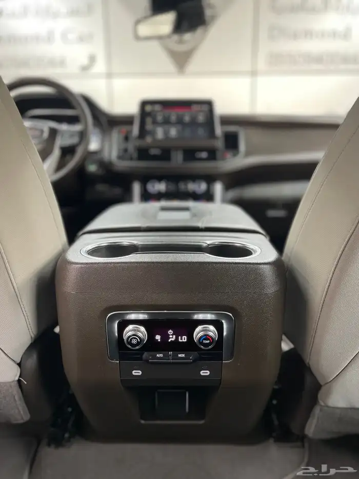 يوكن قصير SLE موديل 2023 20