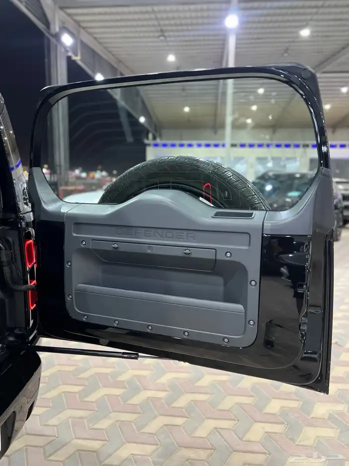 ديفندر 2023 ناغي 9