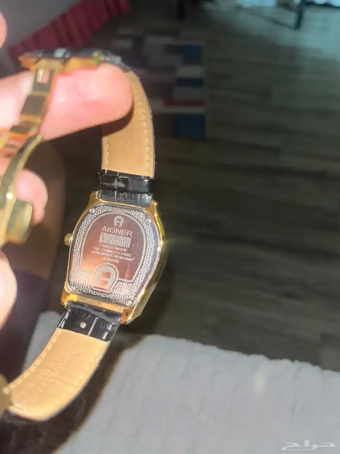 للبيع ساعة AIGNER أصلية   موديل Verona A48000 2