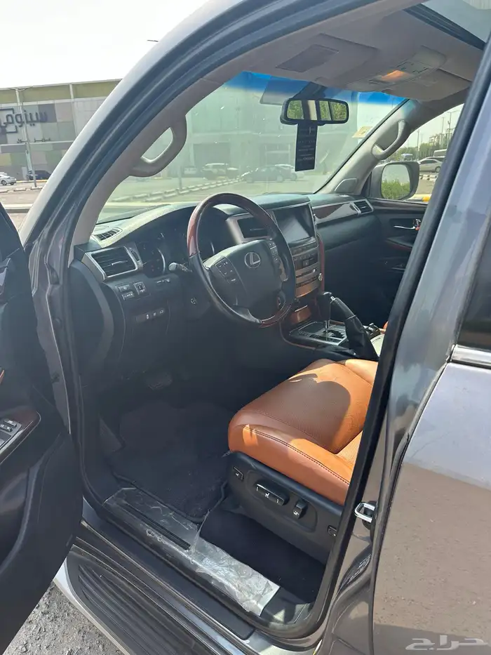 لكزس LX570 9
