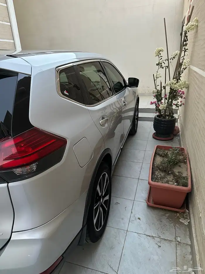 نيسان إكس تريل فل كامل 3