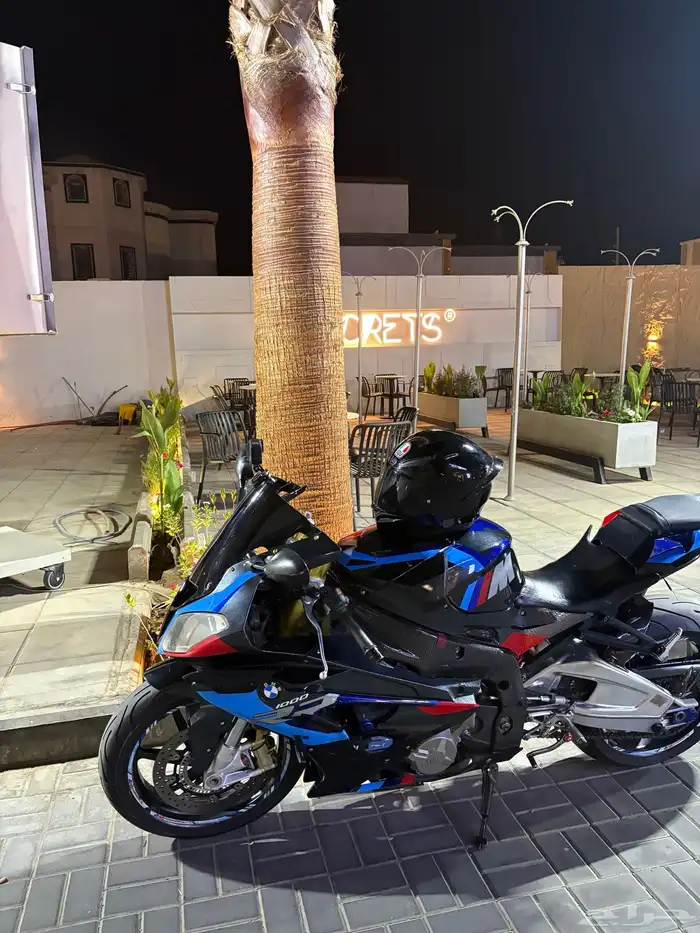 دباب بي ام دبليو 2010 4