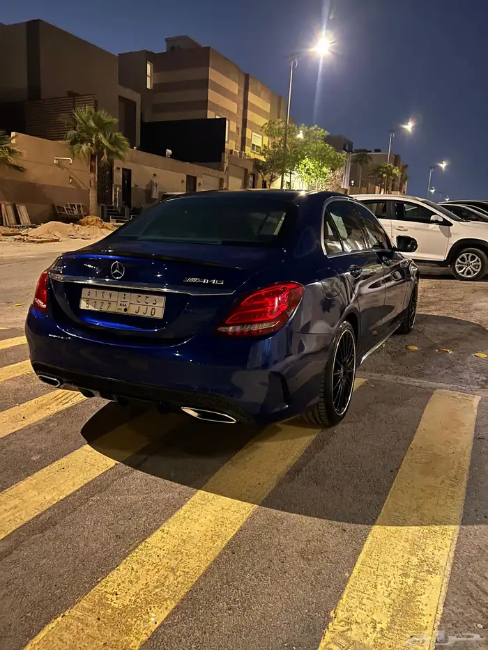 مرسيدس c200 2017 1