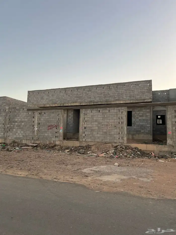 للبيع دور عظم على شارعين بمخطط الشروق حر وعلى الكود السعودي 1