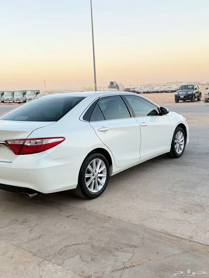 تويوتا كامري 2017 - GLX نظيف جدا 4