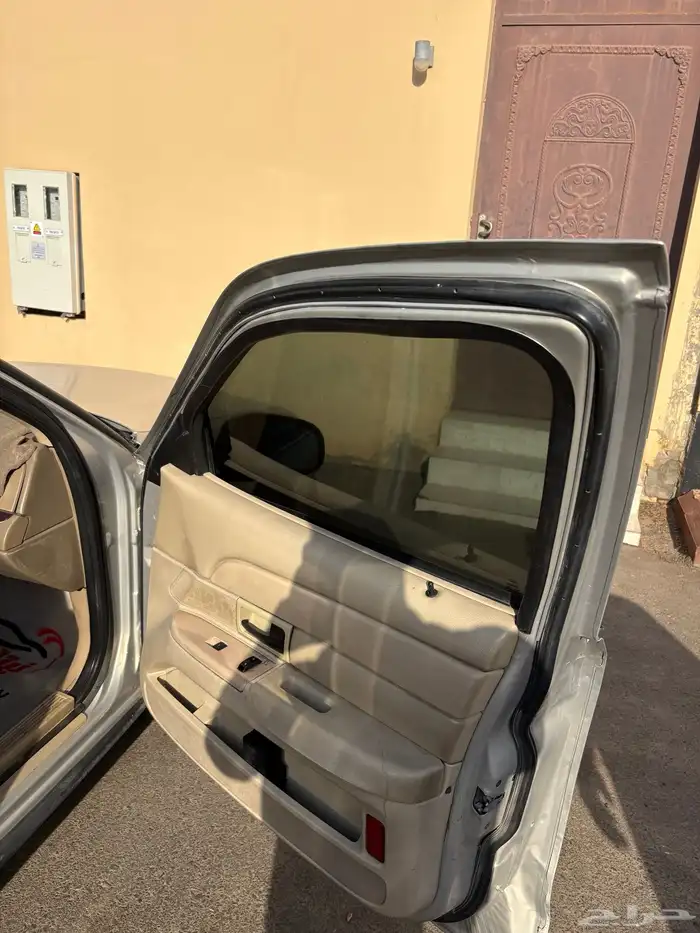 فورد فكتوريا 2011 سعودي للبيع 9