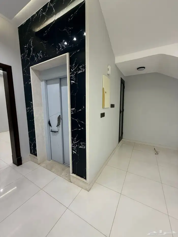 للبيع فيلا مودرن دورين وملحق تشطيب vip ف درة الموسي 9