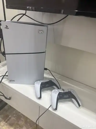 سوني 5اصدرار 2026 مع 2يد بسعر 3500 0