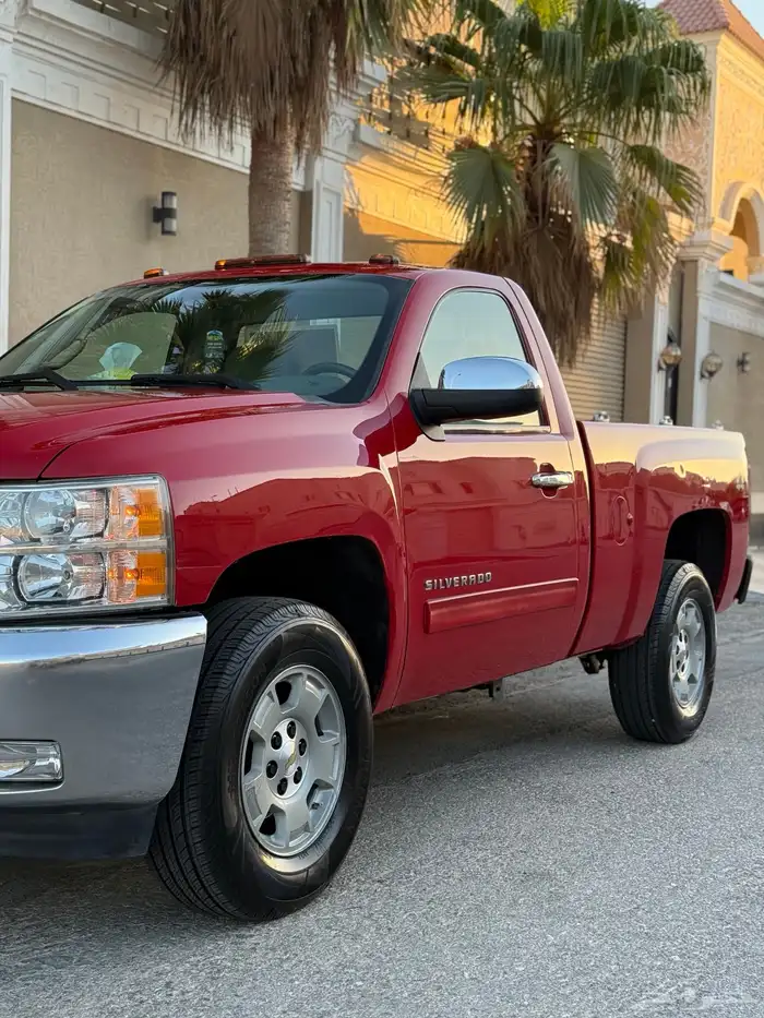 سلفرادو 2013 فل دبل z71 احمر 0