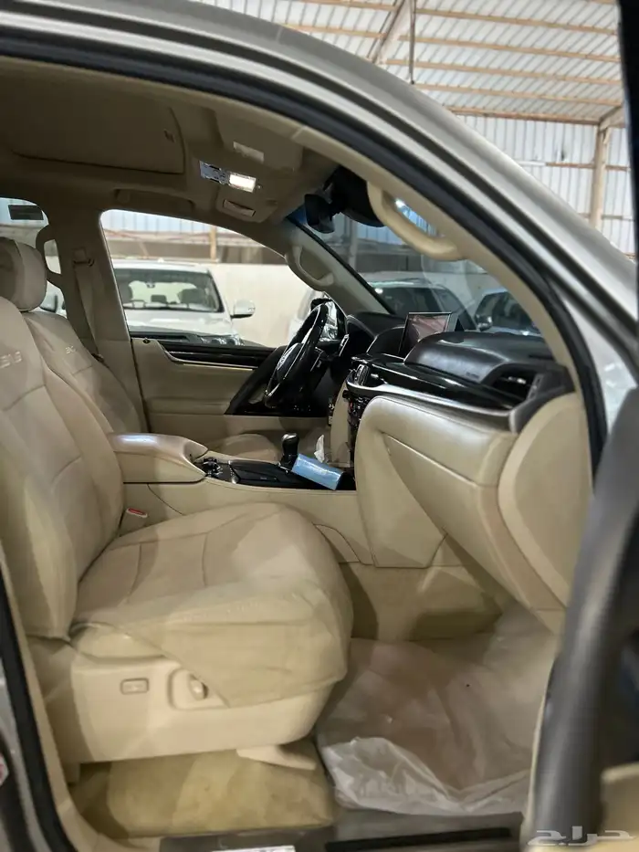 لكزس 2019 سعودي 24