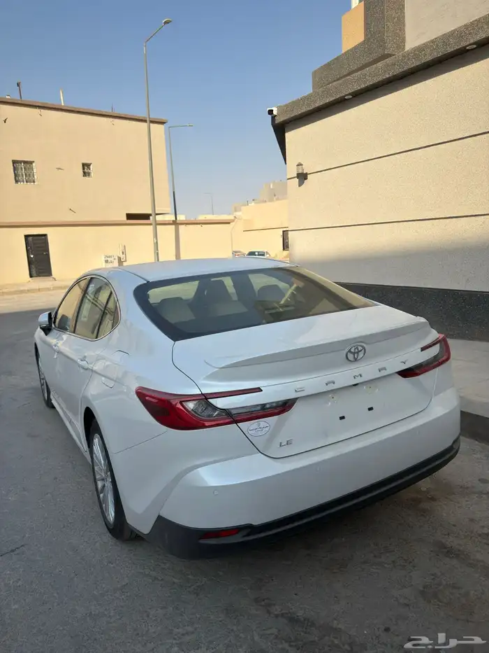 كامري 2025 LE جديد صادر لوحات 0