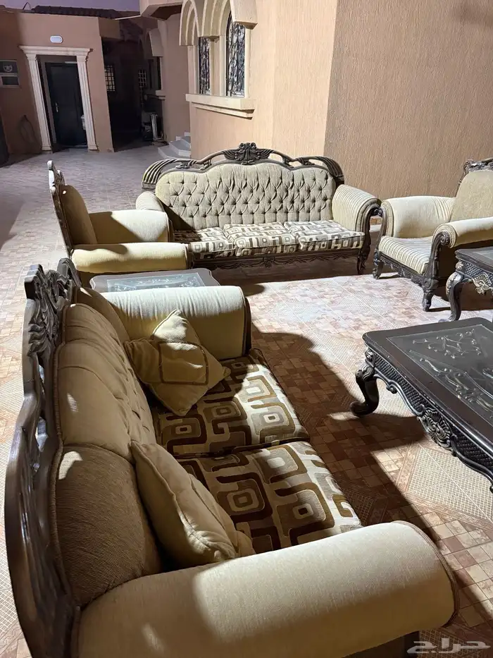 كنب مجلس نظيف 4