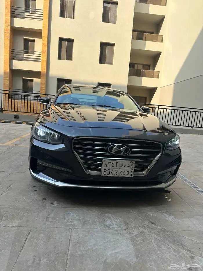 هيونداي أزيرا 2018 للبيع ماشاءالله في مة النظافة 2
