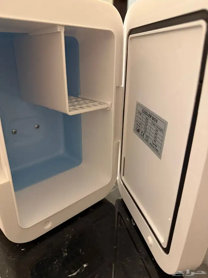 ثلاجة مستحضرات تجميل جديدة 2