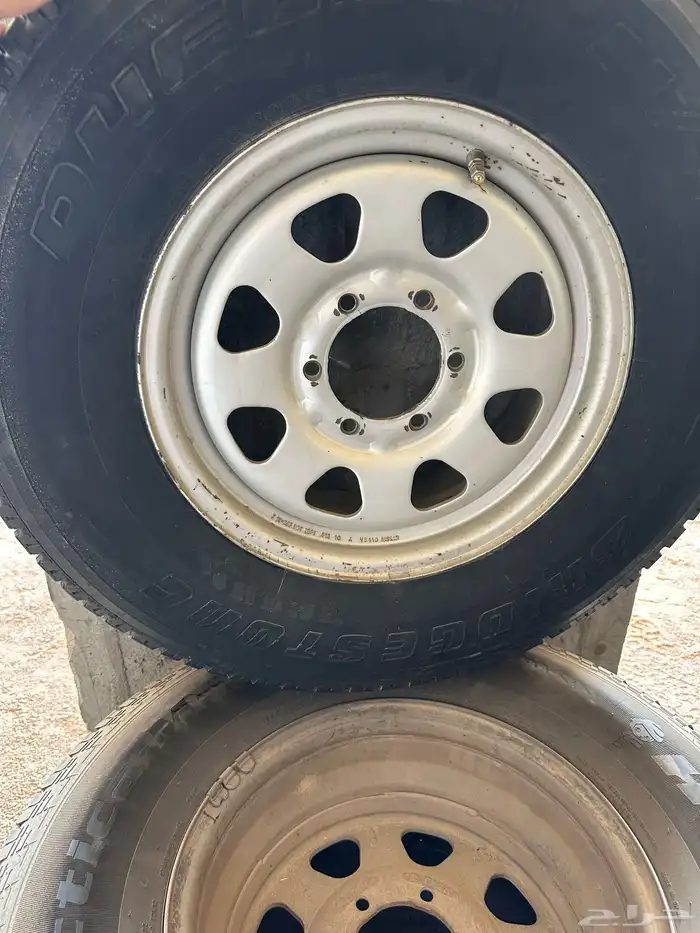 جنوط نيسان وكفرات 0