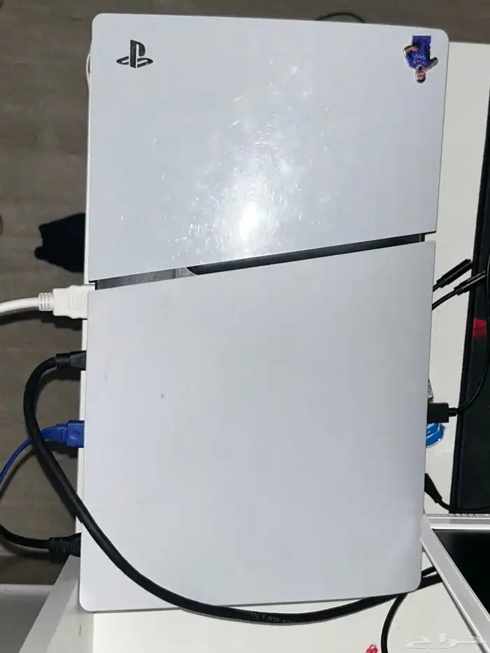 سوني 5 نسخة سليم بدون اقراص مع يد معدله 0