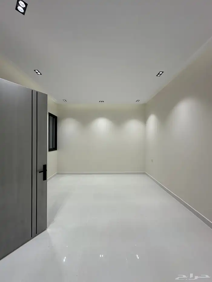 للبيع شقق ارضيه بمدخل مستقل بحى المعارض خميس مشيط 13