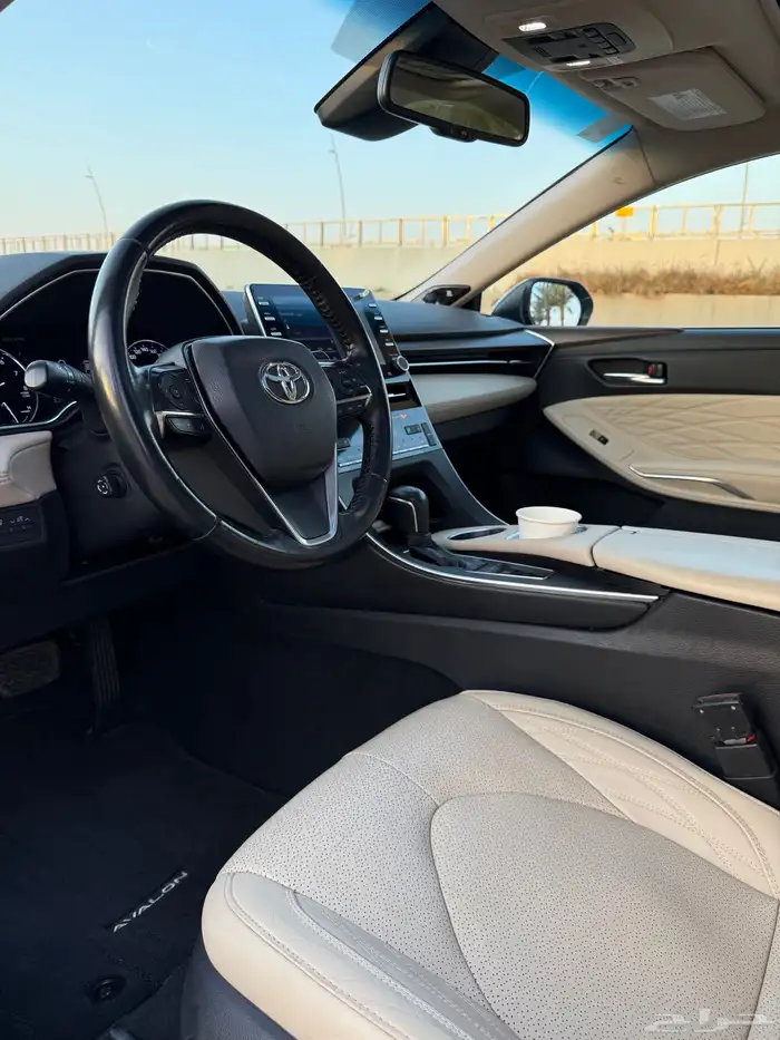 تويوتا افالون 2020 فل كامل مالك اول 46