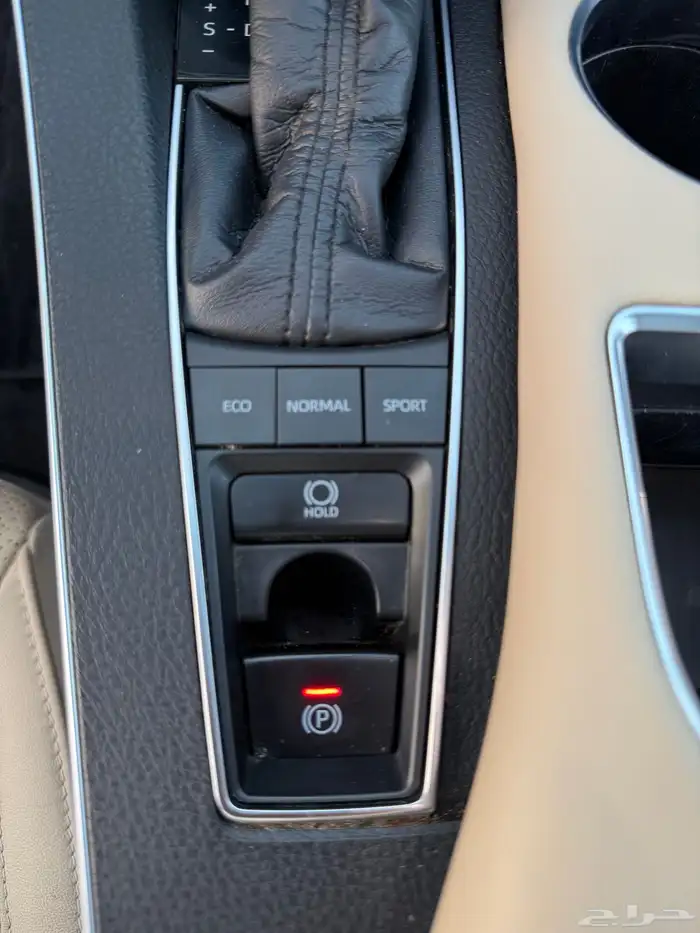 تويوتا افالون 2020 فل كامل مالك اول 62