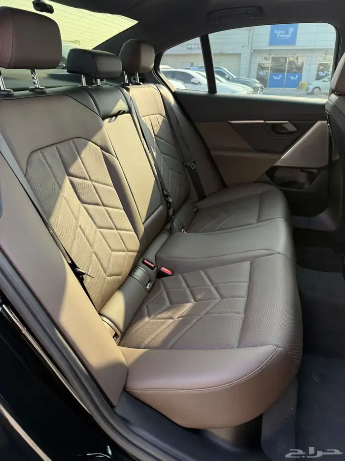 BMW 5 series (G60)520i (2024) 22