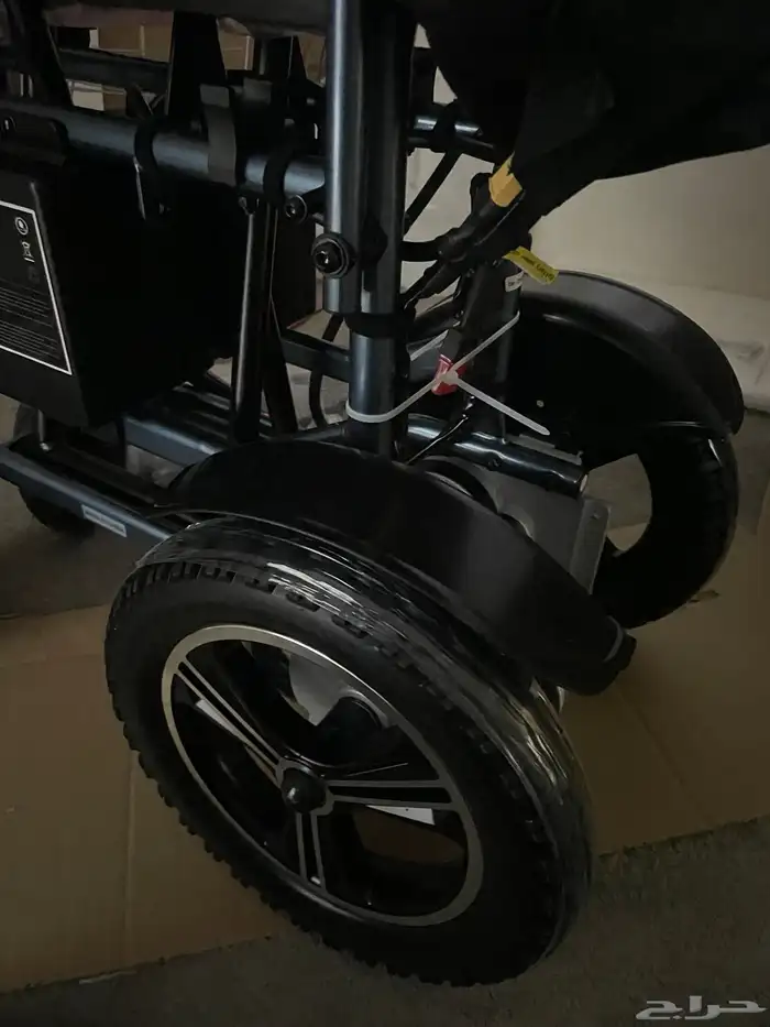 كرسي كهرباء متحرك جديد لم يستخدم نوع ممتاز لذوي الاحتياجات 5