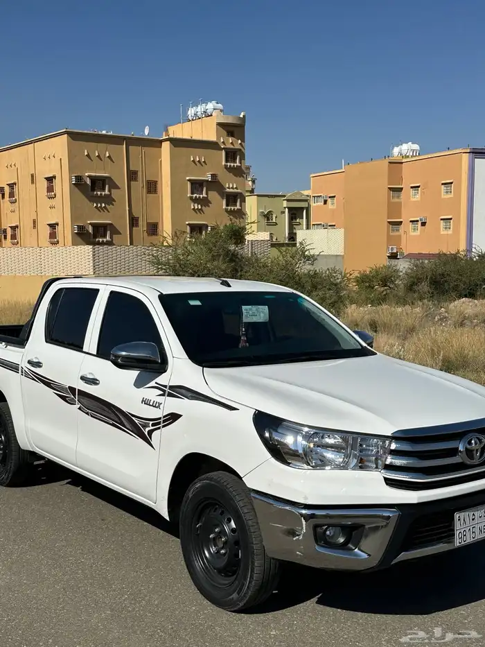 هايلكس 2025 ( للتقبيل ) 5