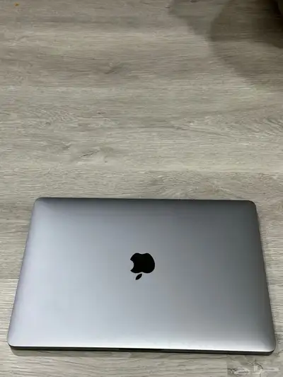 ماك بوك برو 13 مع ماجيك ماوس index