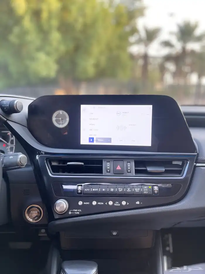 لكزس-ES300h-2023(ممشي48الف)لحاله الوكاله 25