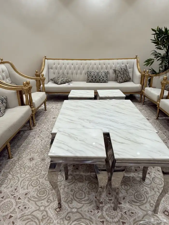 طاولات رخام شبه الجديد مافيه خدش 1