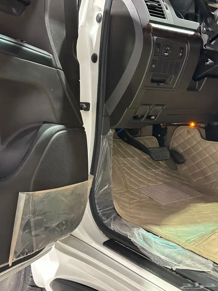 جكس ار 2011 مخزن60 عام( تم البيع) 12