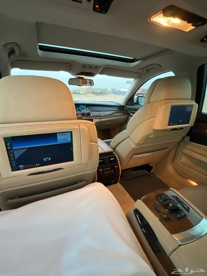 BMW 2009 فل كامل للبيع 6