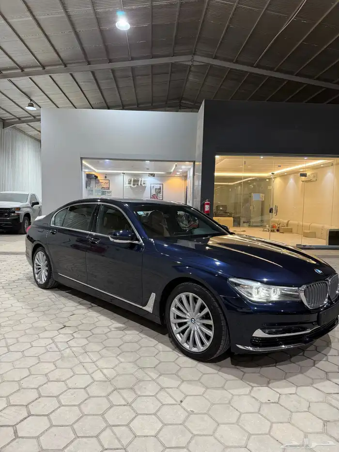 للبيع بي ام موديل 2016 730 5