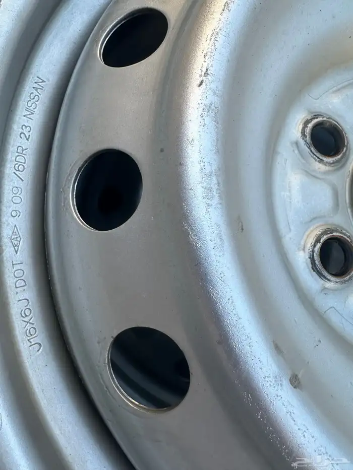 4جنوط وكفرات نافارا 2014 اصلي وكاله هلل مقاس 16 2