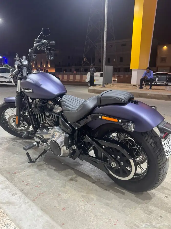 هارلي سريت بوب Harley Street Bob 2025 4